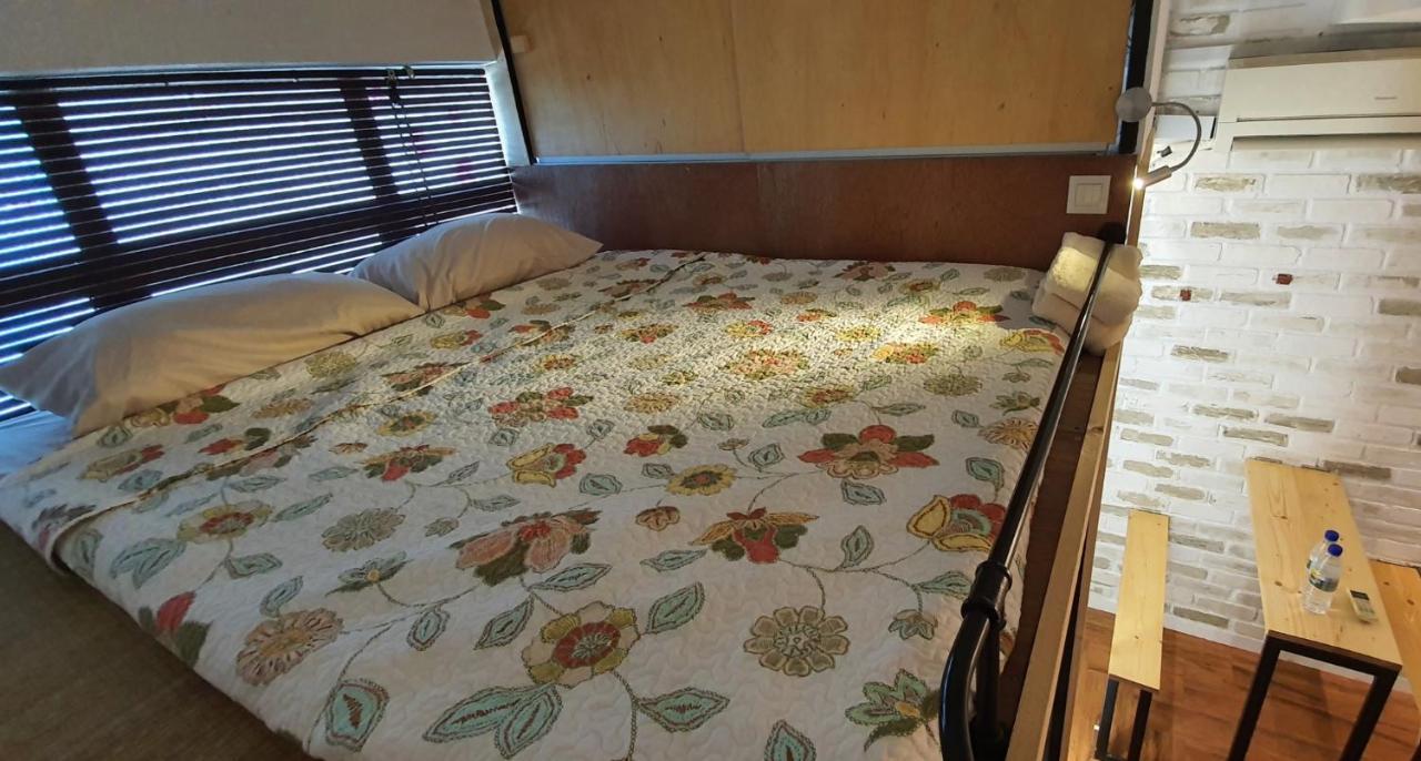Tiny Home Мири Экстерьер фото