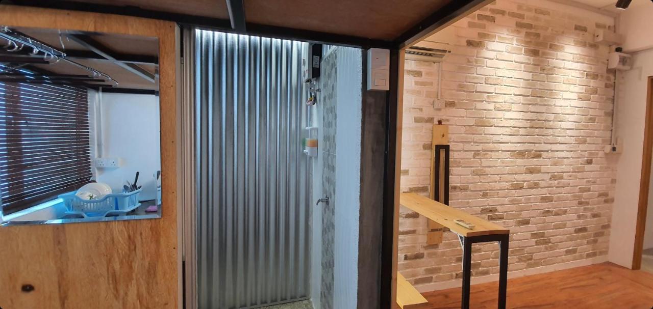Tiny Home Мири Экстерьер фото