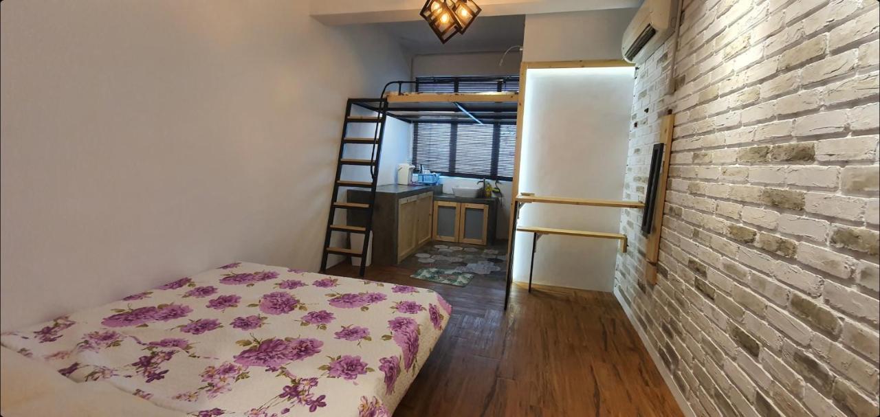 Tiny Home Мири Экстерьер фото